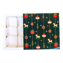 Load image into Gallery viewer, M426 9 Cavity Merry Christmas Chocolate Box 2