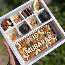 Load image into Gallery viewer, M915 Chocolate Hamper Box 3