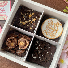 Load image into Gallery viewer, M934 4 Brownie White Hamper Box 4