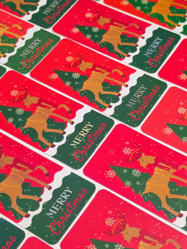 A83 Merry Christmas Large Tags with Threads