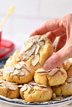 Load image into Gallery viewer, Blanched Almond Flakes 3
