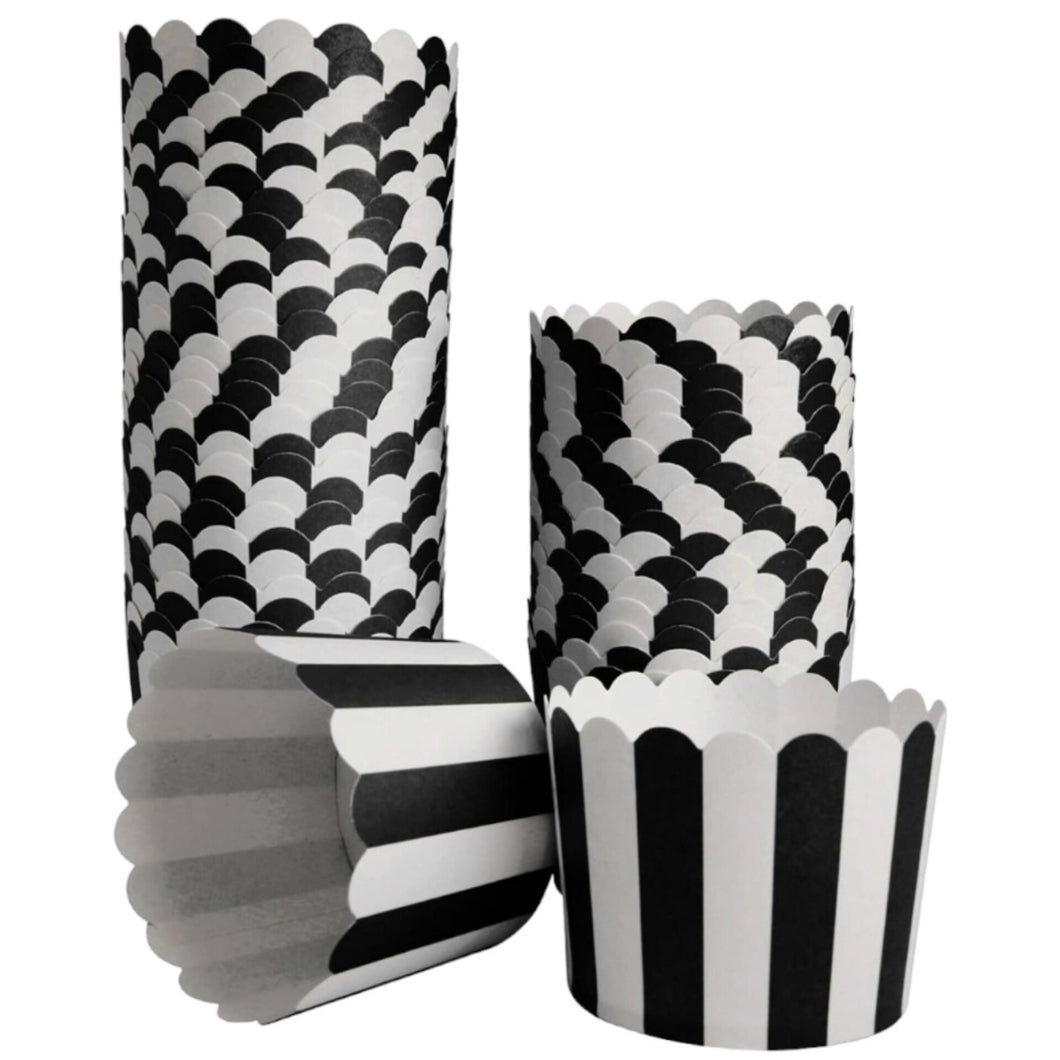 K7 Stripes Hard Paper Muffin Liner 50 Pieces Large | Random Color
