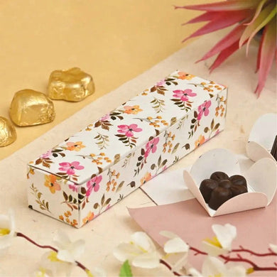 M804 4 Cavity White Floral Chocolate Box