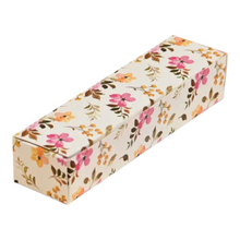 Load image into Gallery viewer, M804 4 Cavity White Floral Chocolate Box 4
