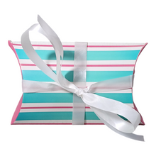 Load image into Gallery viewer, M815 Serene Sky &amp; Rose Pillow Box with Ribbon 2
