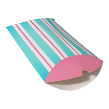 Load image into Gallery viewer, M815 Serene Sky &amp; Rose Pillow Box with Ribbon 4
