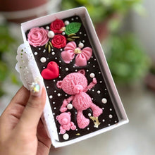 Load image into Gallery viewer, M918 White Large Sliding Chocolate Bar Box 2
