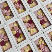 Load image into Gallery viewer, M918 White Large Sliding Chocolate Bar Box 4
