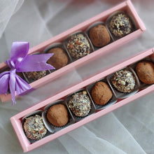 Load image into Gallery viewer, M932 6 Cavity Pink Long Chocolate Box
