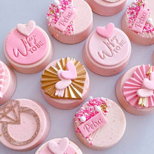 Load image into Gallery viewer, P11 Round Plain PVC Chocolate Mould 3
