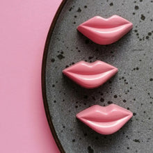 Load image into Gallery viewer, P601 Lips PVC Chocolate Mould 2
