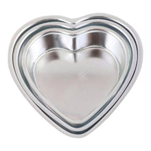 Load image into Gallery viewer, Aluminium Heart Cake Tin (2 In Height)
