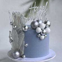 Load image into Gallery viewer, Silver Faux Ball 12 Piece Set
