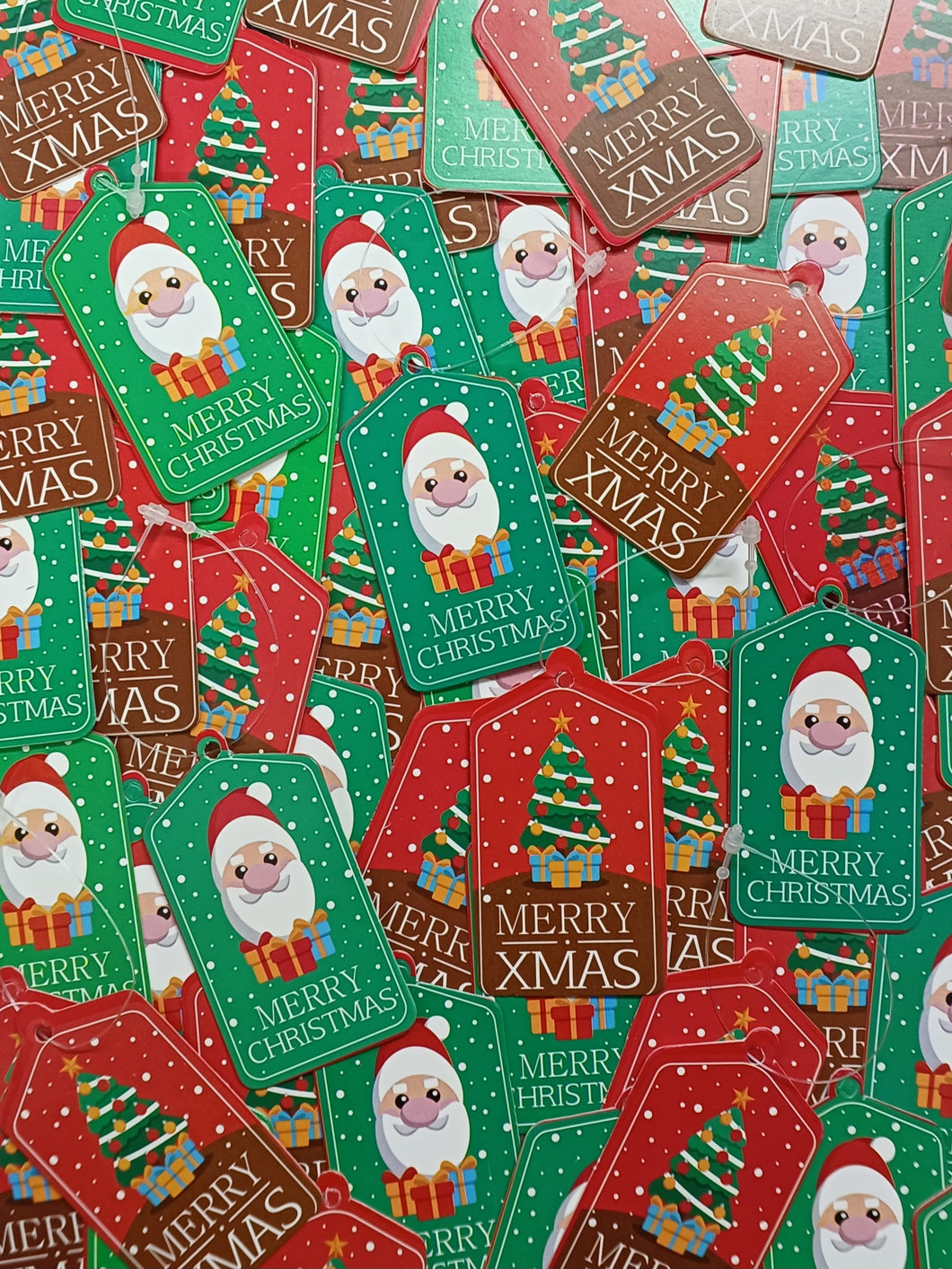 A415 Merry Christmas Assorted Paper Tags with Thread