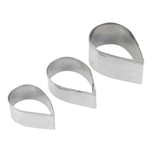 Load image into Gallery viewer, Petal Shape 3 Piece Cookie Cutter Set
